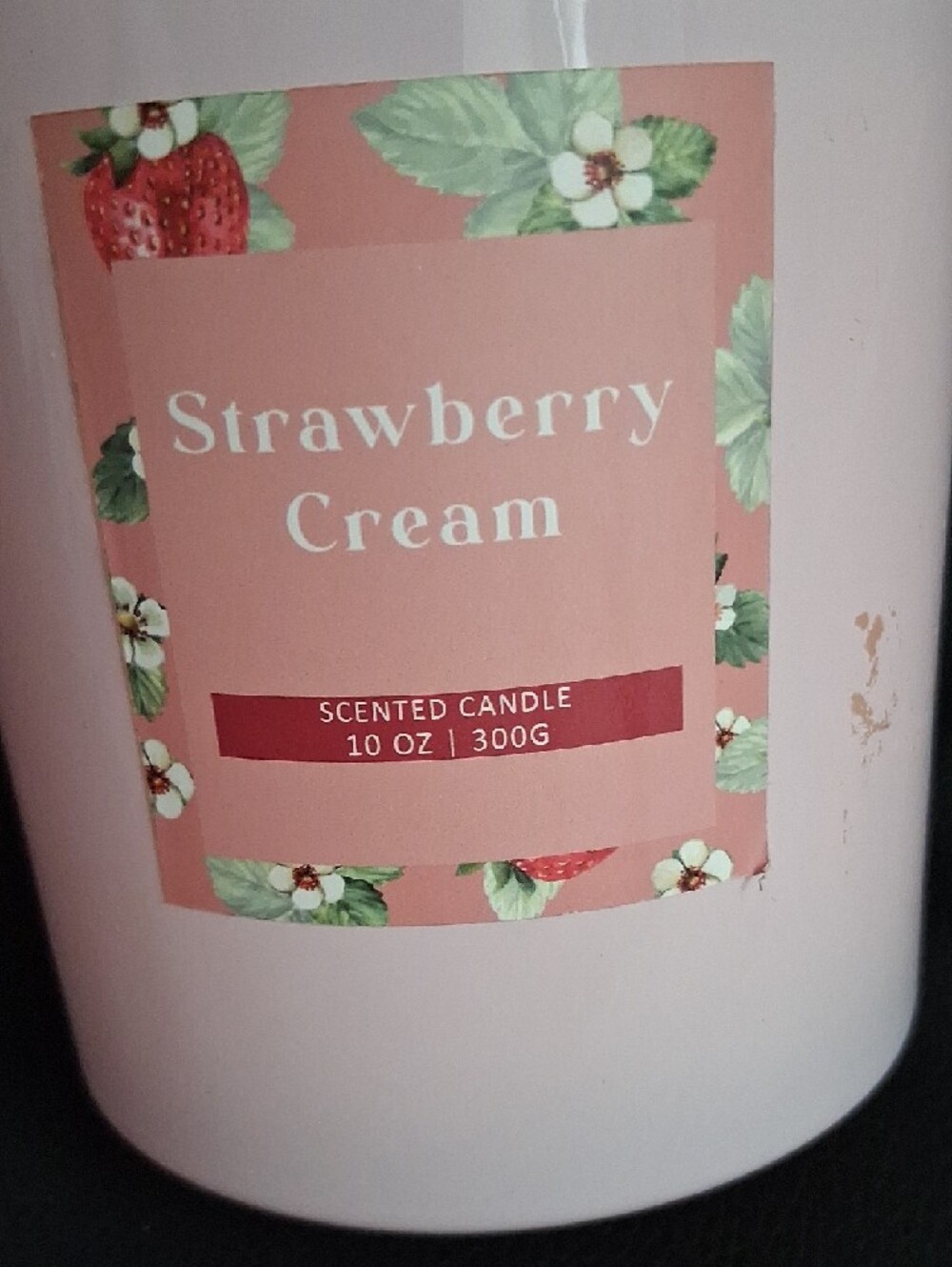 Strawberry Cream Scented Candle - Pink - Picture 3 of 4